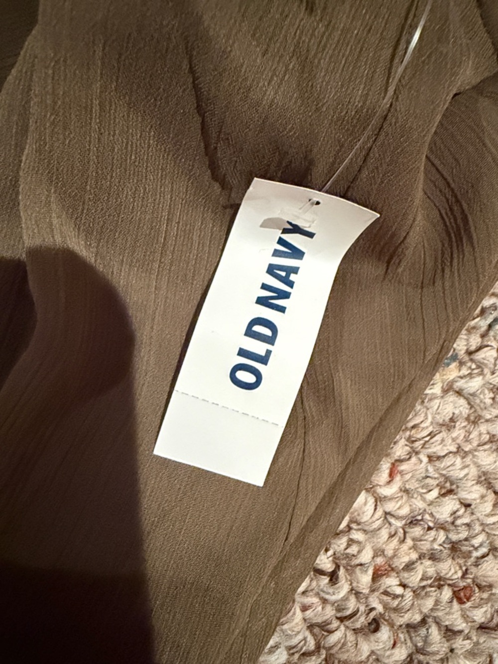Old Navy Olive Layered-Hem Scoop Tank Top - Picture 3 of 6